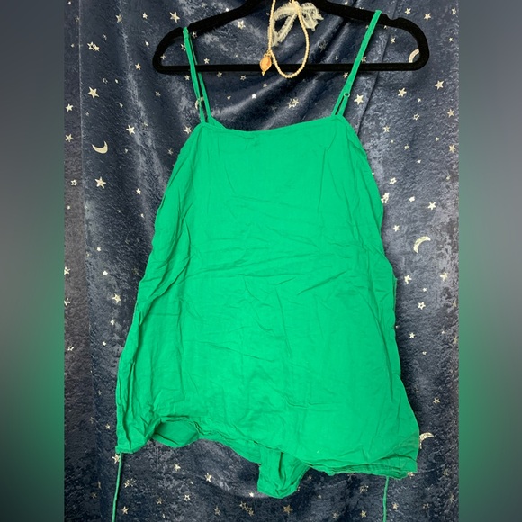 🎄🔥Bohemian Red Herring Green Beaded sequins top with tie back stings - Picture 5 of 5